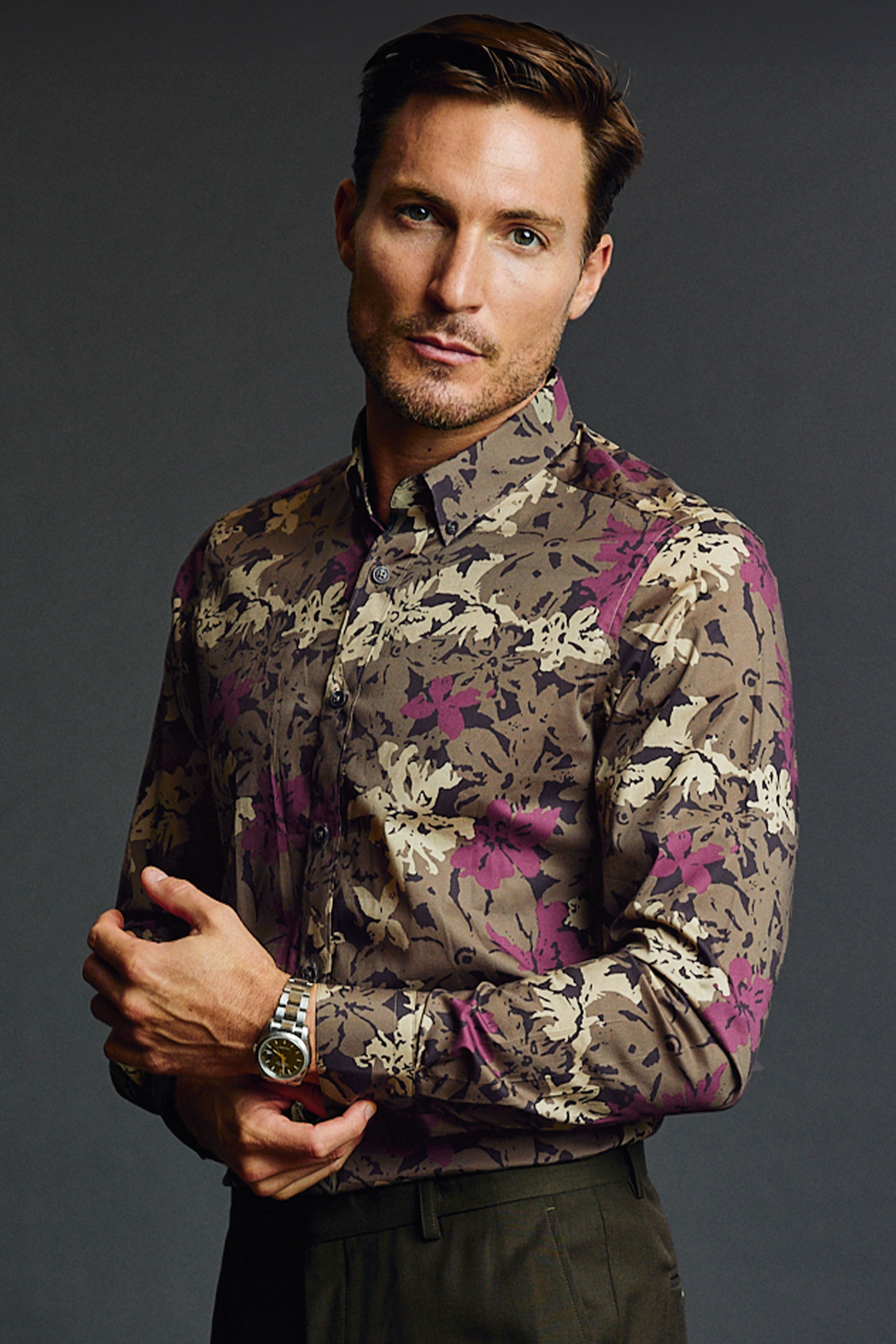 Brian Button Down Shirt - Army Burgundy Floral