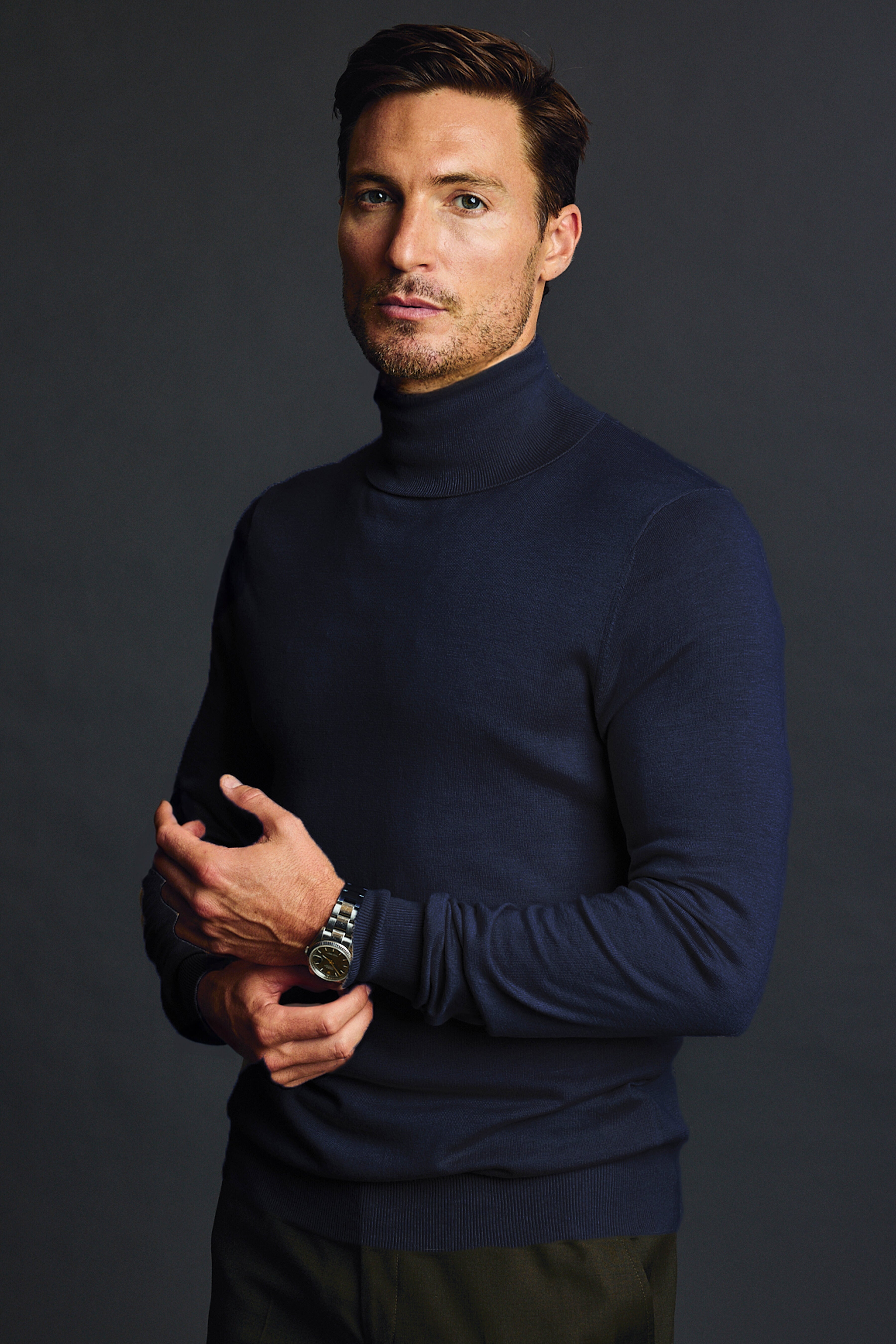 Luxe Fine Gauge Turtleneck - Navy