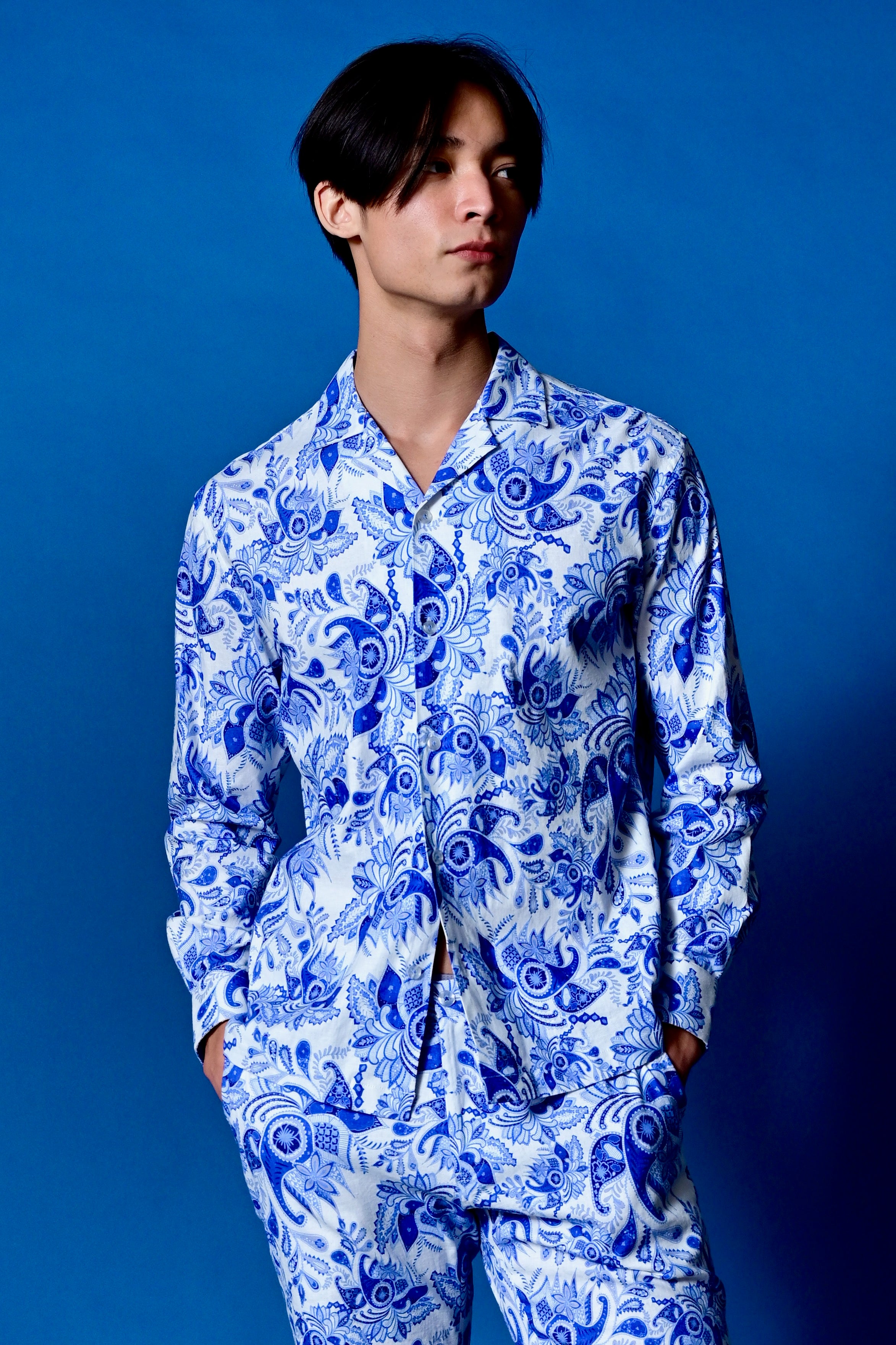 Camp Collar Shirt - Indigo White Paisley